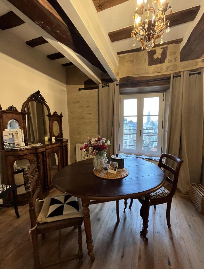 Appartement Le refuge d HENRIETTE à Vannes Extérieur photo